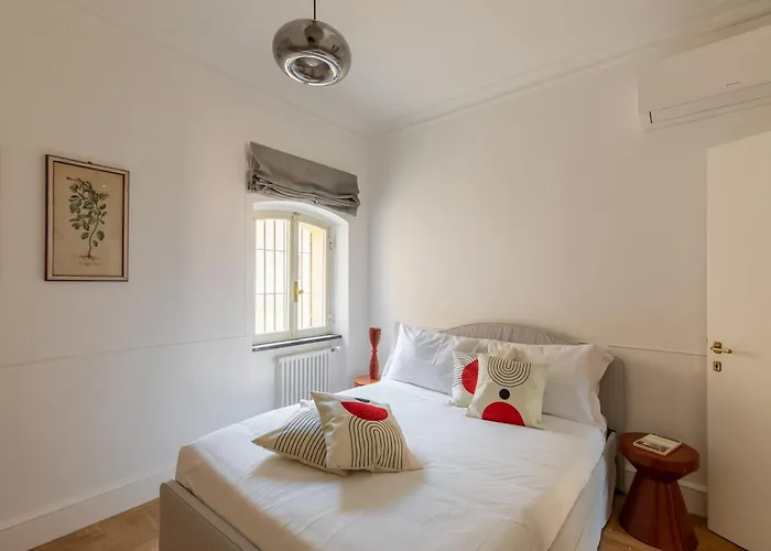 Iflat Trastevere Stylish 4 Bedroom Penthouse *