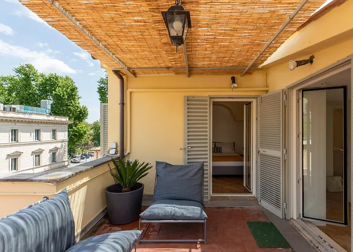 Appartement Iflat Trastevere Stylish 4 Bedroom Penthouse